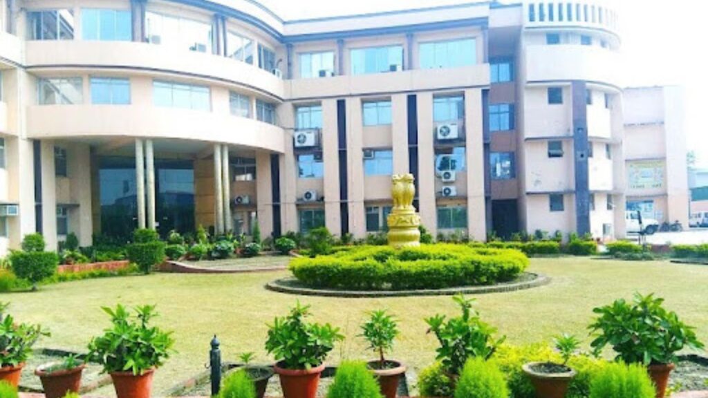 top 10 mba college in lucknow